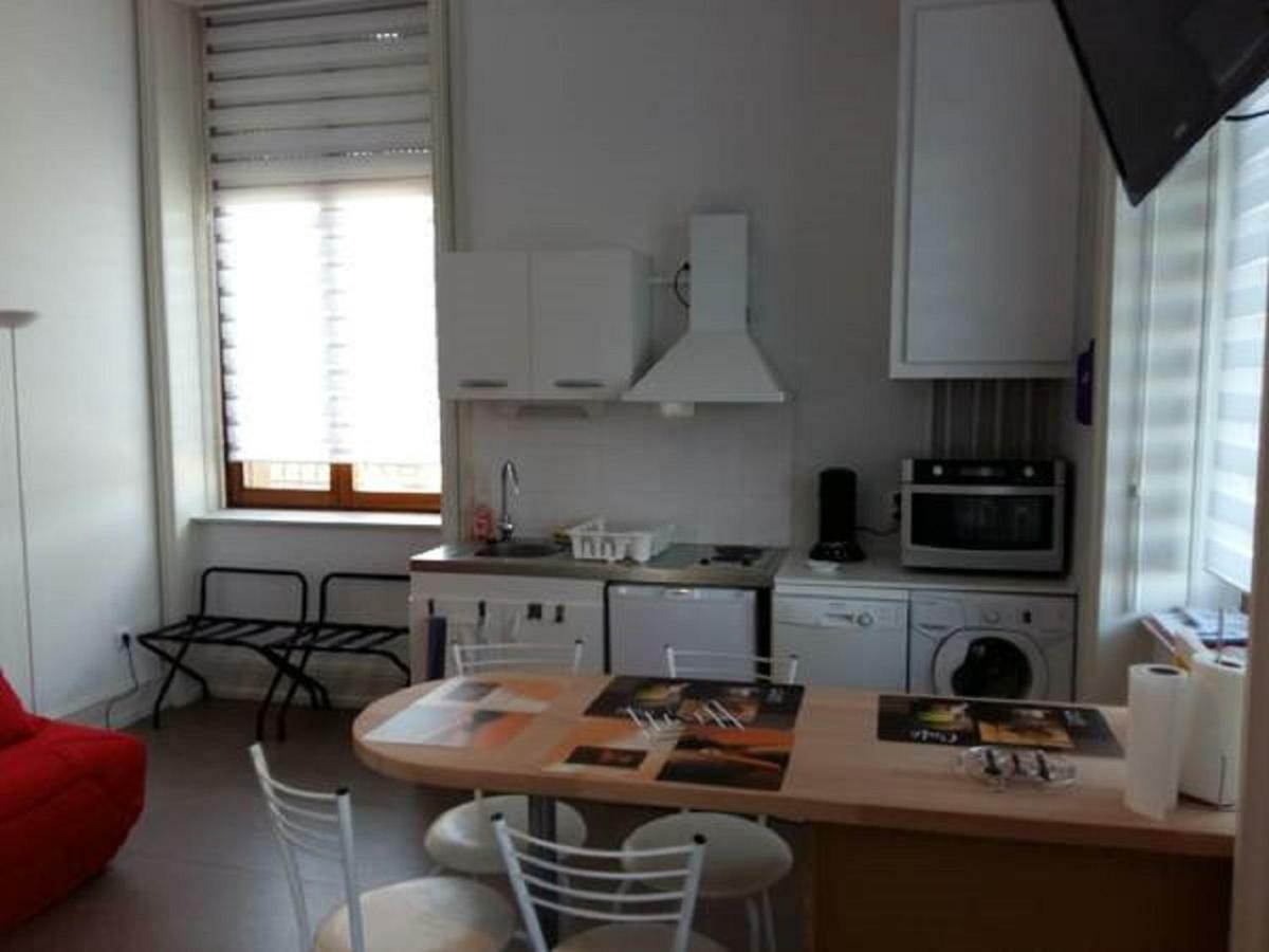 Studio De Charme Au Pied De La Gare Lägenhet Colmar Exteriör bild