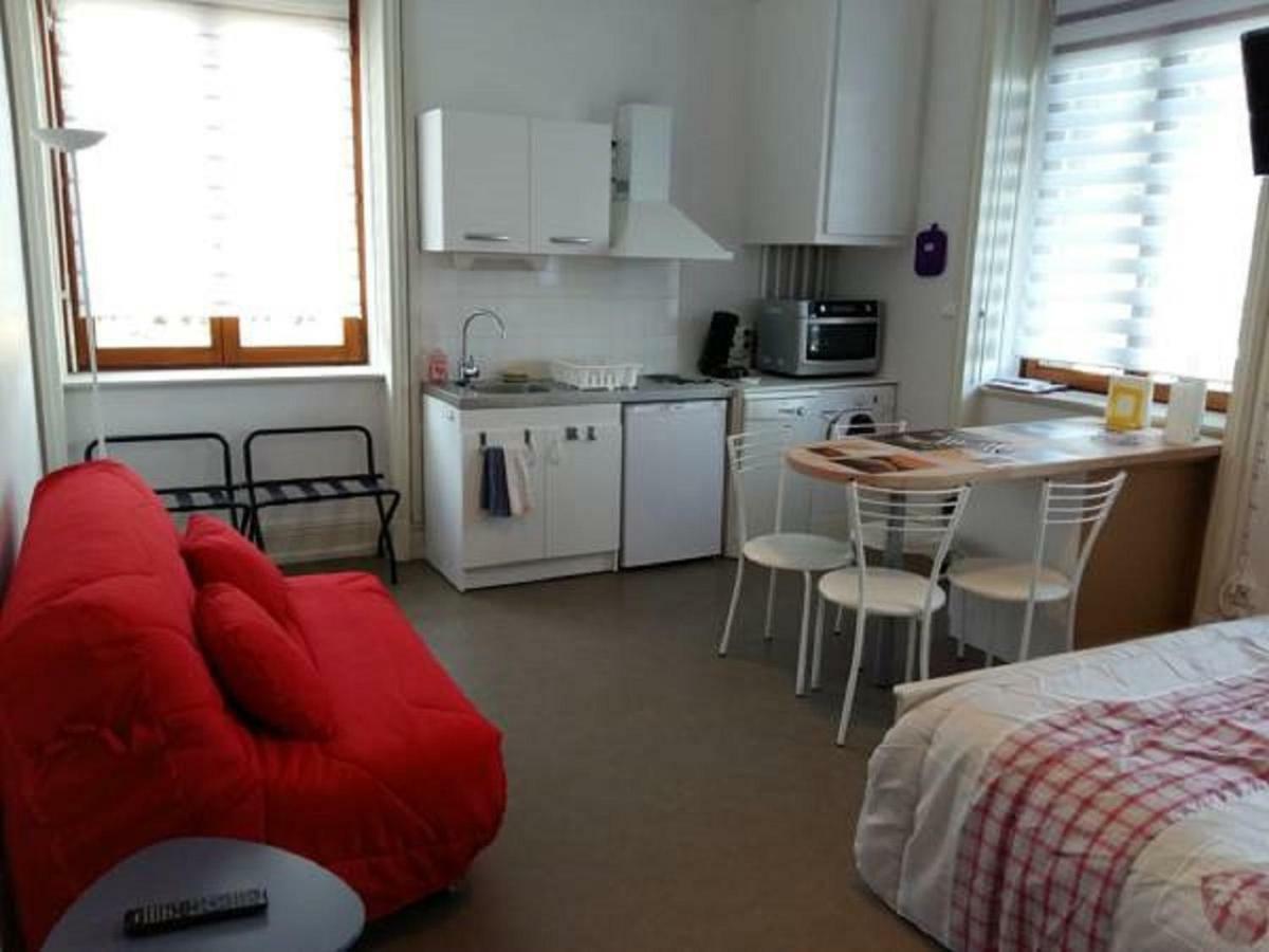 Studio De Charme Au Pied De La Gare Lägenhet Colmar Exteriör bild