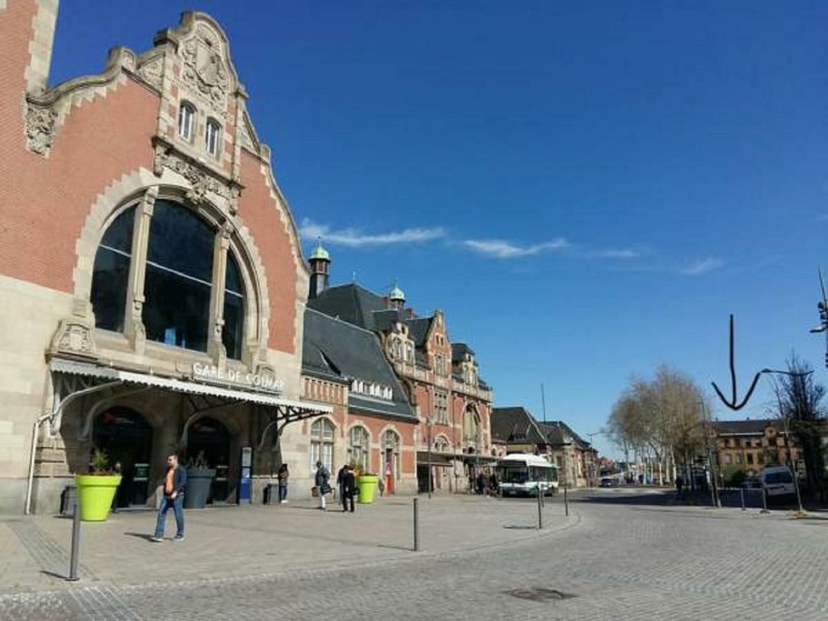 Studio De Charme Au Pied De La Gare Lägenhet Colmar Exteriör bild